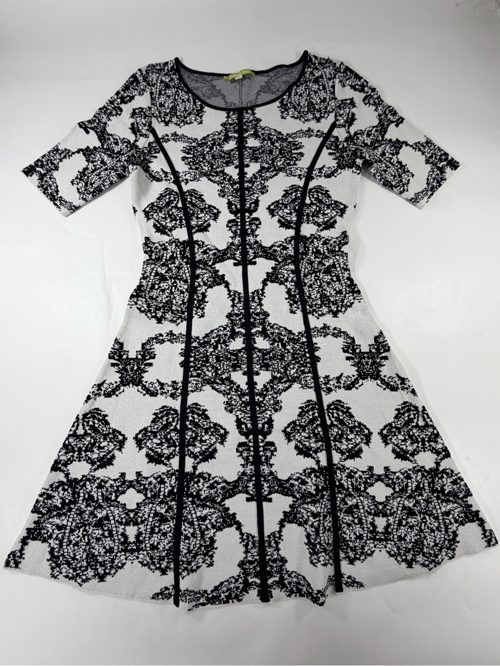 Gianni Bini Sienna Jacquard Knit Skater Mini Dress Black White Womens Small